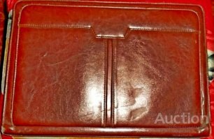 папочку еще забыл