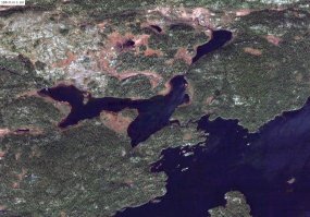 На здоровье)))Самое хорошее, что там можно сохранять изображение в jpg для последующей обработки, распечатки и склейки карты или её фрагмента -порог там или узкость какая-либо, и проч.