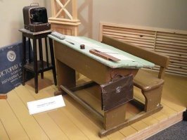 Парта Эрисмана была изобретена в 1870 году