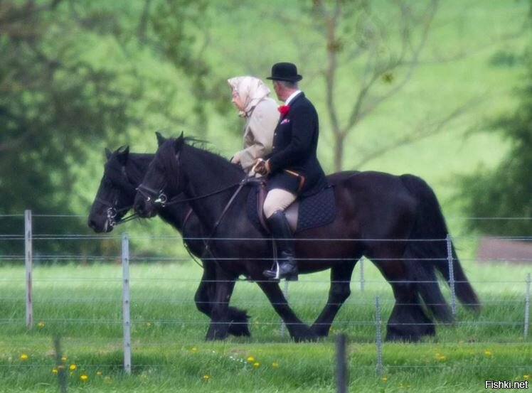 Елизавета II в молодости и в сегодня