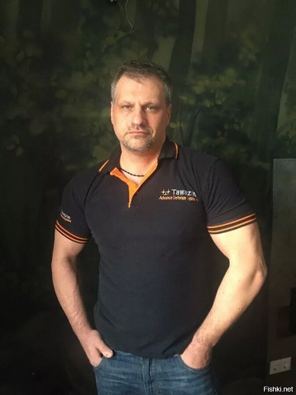 Винтовки Лобаева производятся основанной после возвращения Владислава Лобаева в Россиюв 2013 году корпорацией «LOBAEV», в которую входят предприятия «Lobaev Hummer Barrels» и «Lobaev Arms», ООО «Конструкторское бюро интегрированных систем». В настоящее время выпускаются семь моделей винтовок, параллельно ведутся разработки новых образцов. СВЛ выпускаются в городе Тарусе частной компанией ООО «Конструкторское Бюро Интегрированных Систем» (владелец В. Е. Лобаев) на оборудовании, импортированном из США. Калибр и прочие характеристики винтовки варьируются в зависимости от пожеланий заказчика.