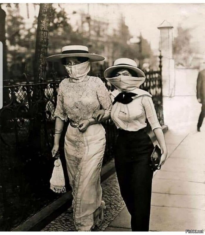 100 лет назад