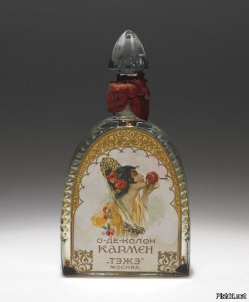 Для тех, кто помнит, какой была косметика и парфюмерия в советские времена