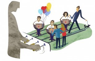 Одна из причин, по которой я никогда не подаю на благотворительность.  Нет прозрачности в тратах, нет детальной отчётности, нет сурового и неизбежного наказания за обман или подлог. 
Да же то что мне известно, про красный крест, гринпис, врачи без границ - так  это то что возле этих кормушек кормится целая толпа прилипал, и дай бог если одна пятая из пожертвованных денег  - доходит адресату или идёт на благое дело. В основном всё это осваивается, выдаётся грантами нужным людям, или пилится в проектах и рекламе.