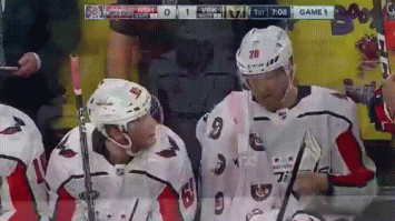 педиков симулянтов футболистов приложить?)