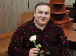 Целый Разин и пол Разина). В отношении властей к "звездам" он правильно сказал.