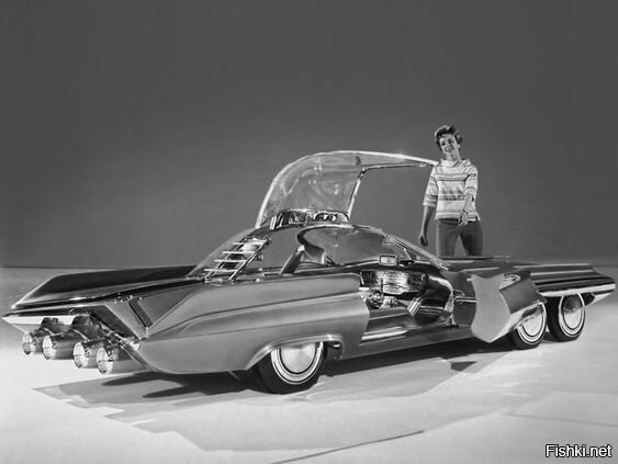 Да что-то не нашел , Форд есть , локомотив есть , а вот трамвай ..........