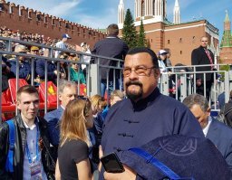 Кто из зарубежных знаменитостей побывал на Красной площади еще в СССР и уже России?