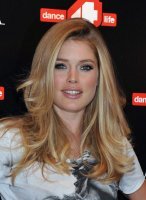 Ещё одна её красивая фотка