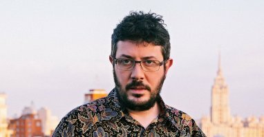 У Артемия Татьяновича Лебедева детей штук 10. Точно Артёмычи, не факт что Лебедевы - он Толстых строгать может.
