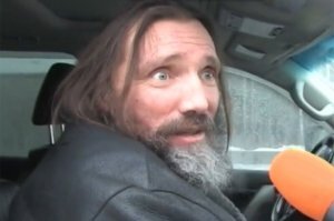 Вот про это существо даже передачу смотрел-реальный черт, чувствующий полную свою безнаказанность!