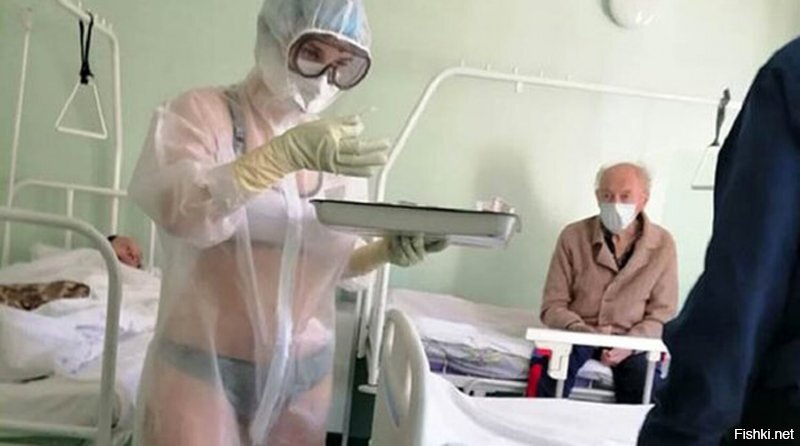 Медсестра, ходившая по реанимационному отделению в трусах и бюстгальтере…