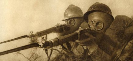 А что удивительного? Каска М1916 до 41-го года была на вооружении в Красной армии.