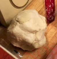 Тесту грустно скоро в печку