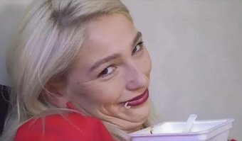 Девушка из Амстердама  раскрыла правду об «идеальных» фотографиях в Instagram