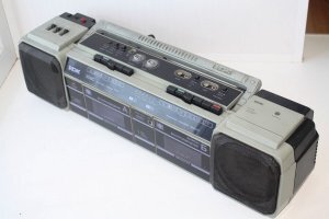 Топ 10 больших советских магнитол. Кассетные геттобластеры из СССР