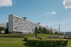 Зеленоград, корп. 360  - "Флейта", 516 метров, один из самых длинных домов в Москве.