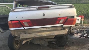На пятнашке установлена разная резина на одной оси