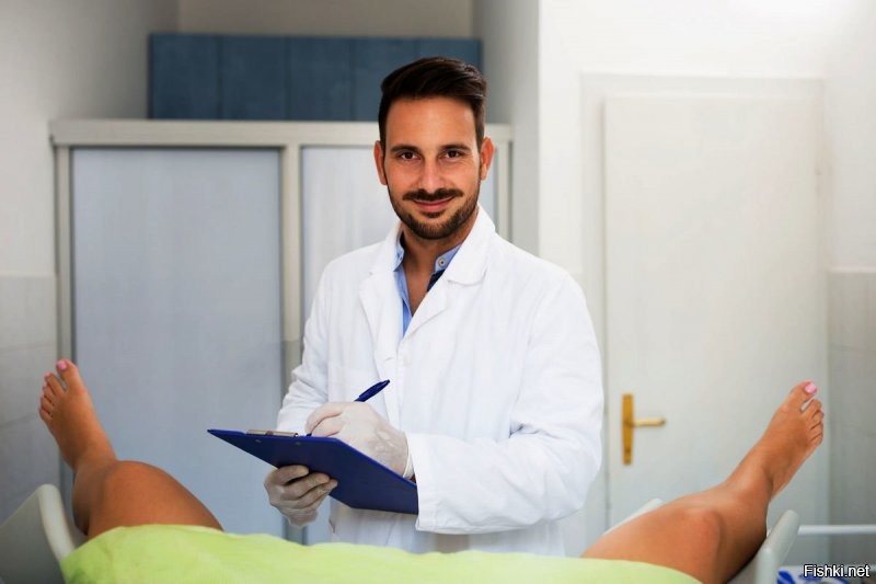 А он при этом еще и гинеколог