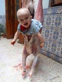 Нет, тут не показалось. Его родители (или родитель) - дебилы.