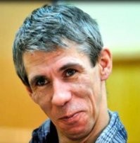 А вот еще один гений. Тоже супергений, и тоже удивляет окружающих. Он как Сальвадор Дали, только еще гениальнее.