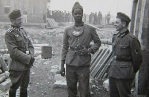 Британские борцы с расизмом посходили с ума, докопавшись до парада Победы в Москве