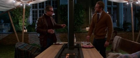 Дорогое мясо, отменное виски, и человек начинает совершать ошибки.