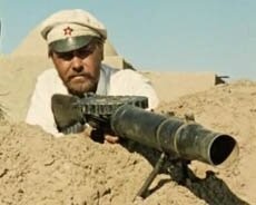 Павлины орут так, что через неделю будет примерно так