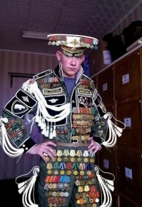 Они считают себя настоящими бруталами, но окружающие почему-то смеются им вслед