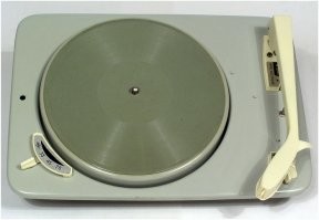 А как же самая популярная в СССР радиола Rigonda? Она почти в каждой семье была! 
Сетевая ламповая консольная радиола 1-го класса "Ригонда-Моно" предназначена для приёма программ как местных, так и дальних радиовещательных станций в диапазонах: ДВ, СВ, КВ, УКВ и воспроизведения обычных и долгоиграющих пластинок.
Выпускалась на Рижском радиозаводе им. А.С.Попова с I-кв 1965 года.
В радиоле предусмотрена плавная раздельная регулировка тембра по низким (НЧ) и высоким (ВЧ) частотам. В радиоле установлен электропроигрыватель, имеющий 3 скорости вращения диска: 78, 45 и 33 об/мин, полуавтоматическое включение и автоматическое выключение, а так же микролифт.
Конструктивно радиола размещается в напольном футляре, акустическая система расположена в нижнем отсеке футляра и состоит из двух фронтальных громкоговорителей типа 4ГД-28 и 2-х боковых типа 1ГД-28, в верхней части футляра установлен электропроигрыватель.
В 1966 году радиола подверглась модернизации, были унифицированы некоторые узлы и радиодетали, ЭПУ III-ЭПУ-20 заменено на II-ЭПУ-40, была убрана клавиша ''стерео'', изменилось оформление шкалы.
"Ригонда-Моно" была первой унифицированной (УСРЛ-1) моделью, по её конструкции и схеме разными заводами выпускались такие же, но отличавшиеся внешнем оформлением радиолы с наименованиями: ''Вэф-Радио'', ''Вэф-Рапсодия'', ''Урал-1'', ''Урал-2'', ''Урал-3'', ''Урал-5'' и ''Урал-6'' и некоторых других моделей.
Радиолу ''Ригонда-Моно'' выпускали до начала 1972 года, а с 1970 года совместно выпускалась её модернизированная модель, радиола "Ригонда-102".
Основные технические характеристики:
Диапазоны принимаемых волн и частот:
- ДВ - 150...408 кГц,
- СВ - 525...1605 кГц,
- КВ-2 - 3,95...7,4 МГц
- КВ-1 - 9,36...12,1 МГц,
- УКВ - 65,8...73 МГц.
Чувствительность приёмника с внешней антенны:
- в диапазонах СВ, ДВ около - 30 мкВ
- в поддиапазонах КВ - 60 мкВ,
- в диапазоне УКВ - 5 мкВ,
Чувствительность приёмника со встроенной магнитной антенны:
- в диапазонах ДВ, СВ - 0,6...1,2 мВ/м,
- в положении ''местный приём'' - 0,3...1,5 мВ.
Промежуточная частота:
- АМ тракта - 465 кГц
- ЧМ тракта - 6,5 МГц.
Селективность в ДВ, СВ диапазонах - 65 дБ.
Усредненная крутизна скатов резонансной характеристики:
- в диапазоне УКВ - 0,25 дБ/кГц,
- ширина полосы пропускания - 150 кГц.
Избирательность по зеркальному каналу:
- в диапазоне ДВ - 66 дБ,
- в диапазоне СВ - 46 дБ,
- в диапазоне КВ - 20 дБ,
- в диапазоне УКВ - 28 дБ.
АРУ обеспечивает изменение сигнала на выходе не более 12 дБ
- при изменении сигнала на выходе на 40 дБ.
Выходная мощность усилителя НЧ:
- номинальная - 2 Вт,
- максимальная - 3,5 Вт.
Чувствительность со звукоснимателя - 0,15 мВ.
Диапазон звуковых частот воспроизводимых АС:
- при приёме в УКВ диапазоне - 60...12000 Гц.
Уровень фона со входа усилителя - 60 дБ.
Мощность потребляемая от сети:
- при приёме - 55 Вт,
- при воспроизведении грамзаписи - 65 Вт.
Габаритные размеры - 640х355х555 мм,
Масса - 24 кг.
Цена модели - 141 рубль.

Инструкция: