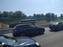 МАЗ тоже сойдёт 
(на МКАДе зафиксировано, С-400)