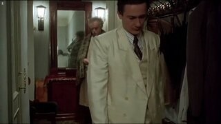 - Напрогуливал...