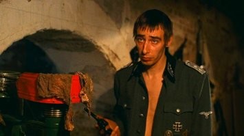 Он одобряет...