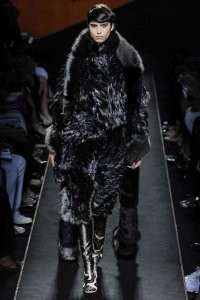 Шуба от Карла Лагерфельда, 1 000 000 евро