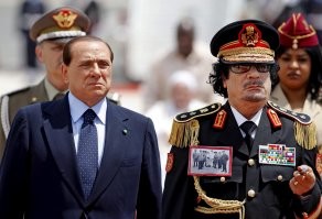 Не тех друзей себе Каддафи выбрал. Ой не тех ... один хуже другого ... педераст на педерасте