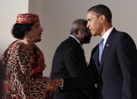 Не тех друзей себе Каддафи выбрал. Ой не тех ... один хуже другого ... педераст на педерасте