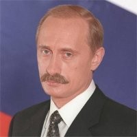 С усами однозначно лучше!