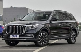 Когда читаешь новости про НОВЫЕ ДИЗАЙНЕРСКИЕ РЕШЕНИЯ  нашего автопрома... сразу вспоминается анекдот:

Подходит 12-летний сын к отцу и приносит ему какую-то хрень, сделанную из пластилина на ИЗО
- Папа, папа! Смотри что я сделал !))
... отец с еле заметной гримасой берет поделку, крутит в руках и отставляет в сторону, потом достает из кармана "iPont 10" на 250 гб и говорит...
- Вот сынок, посмотри, что 7-летний Суй Ху Вчай из китайской провинции Хубэй сделал ... Иди лучше, сходи на турники ... 

P.S. Вот пример того, что сделали китайцы за 10 лет, против 15-ти лет УАЗа