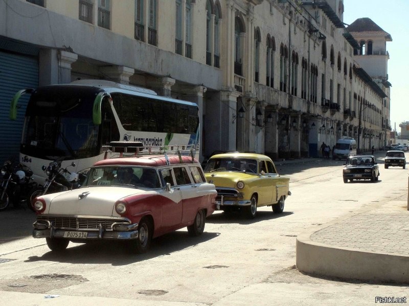 Несколько личных фото.