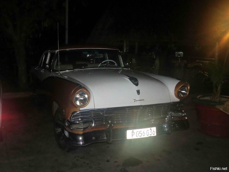 Несколько личных фото.