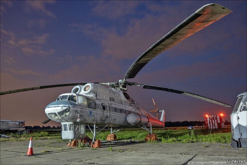 Это Ми-10К, тоесть кран, а чистая 10-ка она длинноногая.