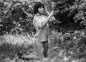 Наталья Варлей, на съемках фильма "Кавказская пленница".