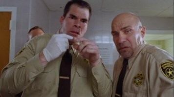 Плохой сосед хуже печенега, а хороший лучше любовницы