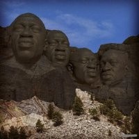 Надо гуталином закрасить.