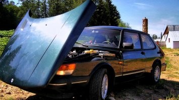 А уж как классно открывался капот у 900