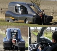 Roush Horse Trainer

может ездить и без лошади