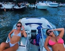 "отобрать и поделить поровну"