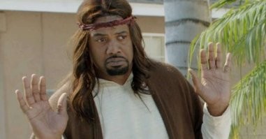 В Израиле пока что лопатят древние писания в поисках того момента где Иисус наказал красить куриные яйца или купался в ледяной проруби реки Иордан.