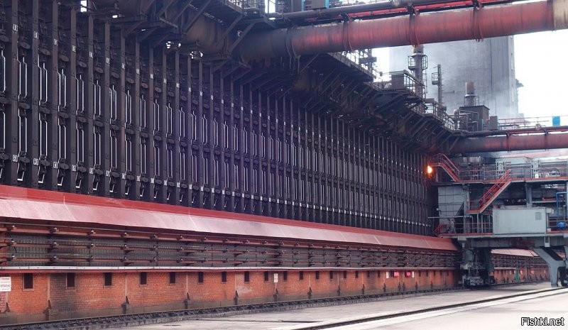 Вот вам "лаборатория" по производству кокса. Коксовая батарея называется.