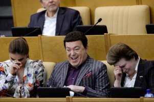 В Минтруде разъяснили, как будет оплачиваться работа на удалёнке